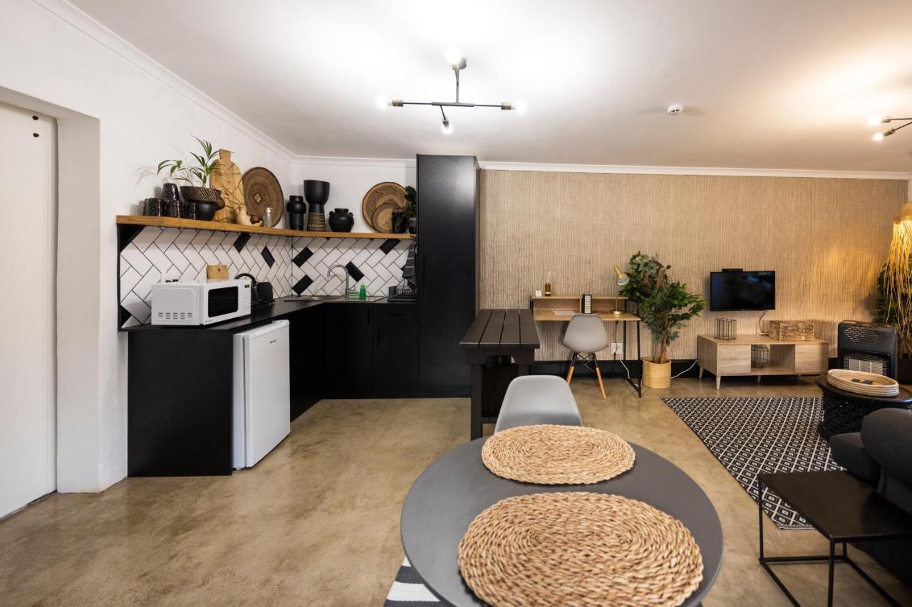 Fever Tree Guesthouse Хиллкрест Экстерьер фото